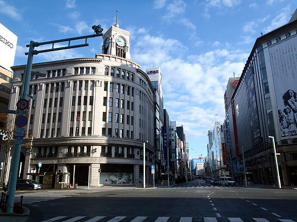 銀座４丁目交差点